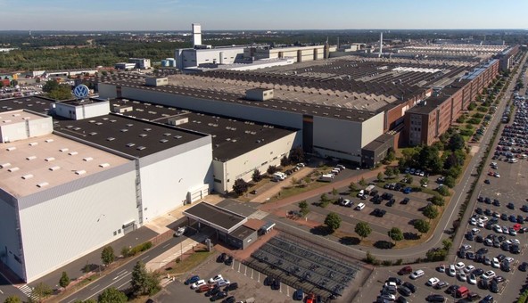 Volkswagen Gospodarska vozila : Gibanje prodaje med letom sledilo gibanju koronske krivulje