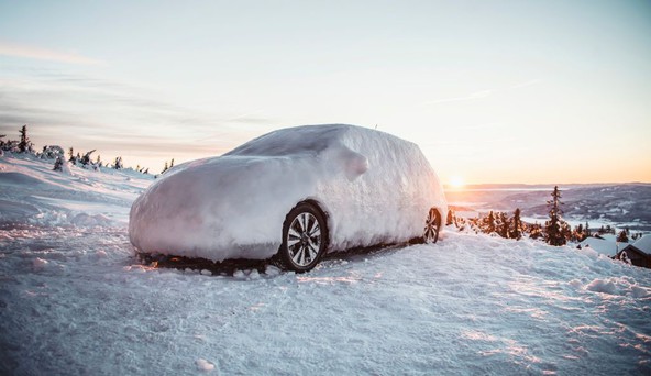 Nissan LEAF 30 kwh: Nissan prebija led ob prihodu novega vozila v razstavne salone