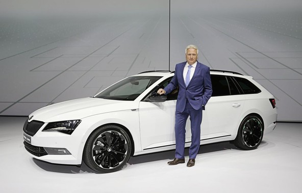 Škoda Superb Combi SportLine: Športen videz za Škodinega paradnega konja