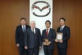 Mazda: Lech Walesa na obisku v Hirošimi