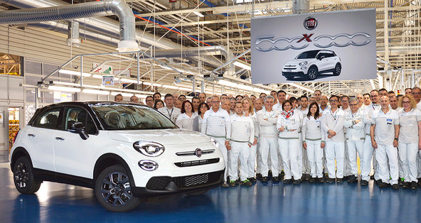 Fiat 500X podrl nov rekord: S proizvodnega traku je zapeljal 500.000 avtomobil