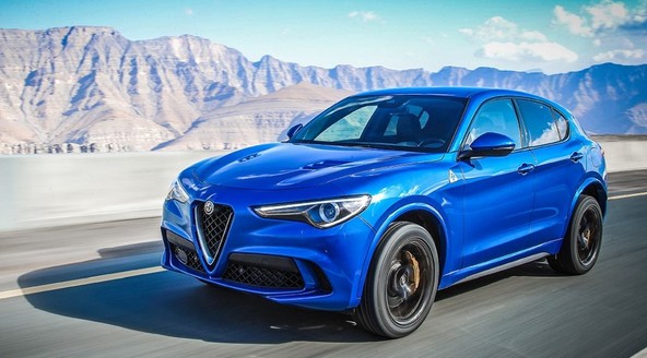 Izbor revije AUTO BILD SPORTSCARS : Alfa Romeo Stelvio Quadrifoglio je “športni avtomobil leta”