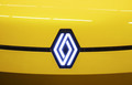 Renault »Renaulution«: PRENOVLJENI RENAULTOV ZAŠČITNI ZNAK