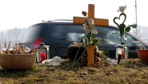 V spomin in opomin: V Ljubljani obeležili Svetovni dan spomina na žrtve prometnih nesreč