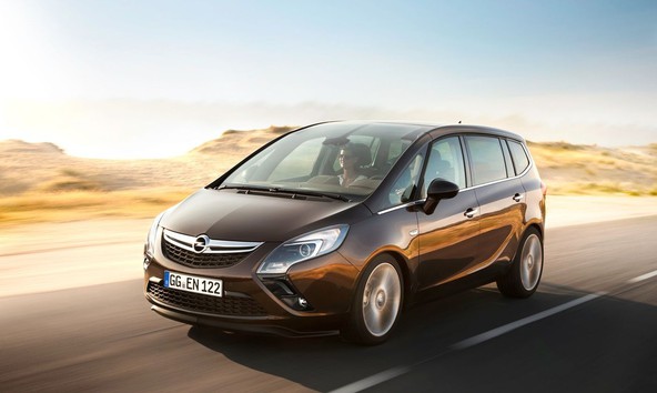 Opel: Zafira tourer osvojila naslov “Zlati volan 2012”