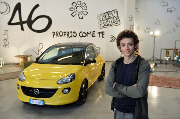 Opel ADAM & Valentino Rossi: Rossi je novi ambasador znamke Opel