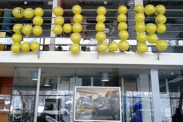 Oplovih 24 ur: Opel v 24 urah prodal več kot 300 vozil