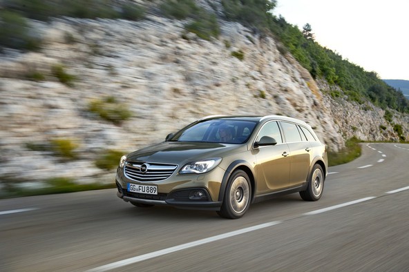 Opel Insignia nove vrste: Country Tourer je pripravljen na avanturo