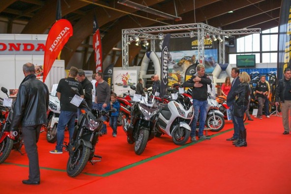 Avto in vzdrževanje, Moto boom, Logotrans in Gospodarska vozila: Miss Moto booma je Karin Perič iz Slovenske Bistrice