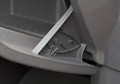 Vse bolj divji Opel ADAM: Napad morskih psov na modni avtomobil