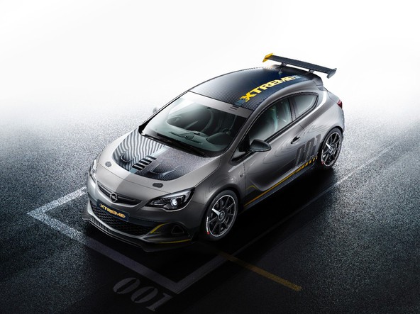 Opel Astra OPC EXTREME: Brezkompromisna športnost