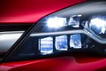 Opel IntelliLux LED® matrične luči: Nagrada žirije AUTOBEST za varnostno tehnologijo nove Opel Astre