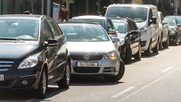 Število namestitev sistemov za pomoč voznikov se vztrajno povečuje: Bosch meni, da je to znak rastoče priljubljenosti asistenčnih sistemov