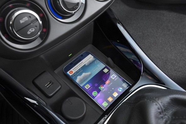Opel ADAM: V Oplu lahko svoj telefon napolnite brezhibno in lično – brezžično!