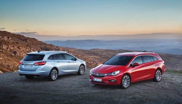 Opel Astra Sports Tourer: Praktična karavanska Astra že prispela v Oplove salone