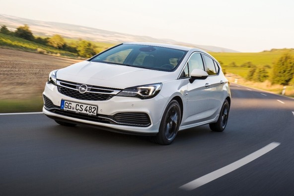Opel Astra: Prilagodljivi regulator hitrosti zadnje generacije za Astro