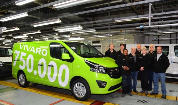 Prodajna uspešnica med lahkimi gospodarskimi vozili: S proizvodnega traku je zapeljal Opel Vivaro z zaporedno številko 750.000