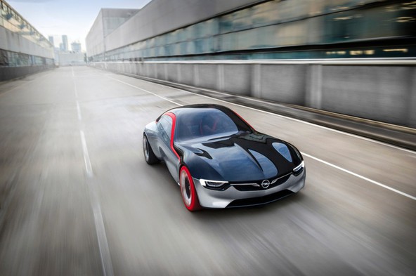 Oplove zvezde v Ženevi: GT Concept, Mokka X in Astra