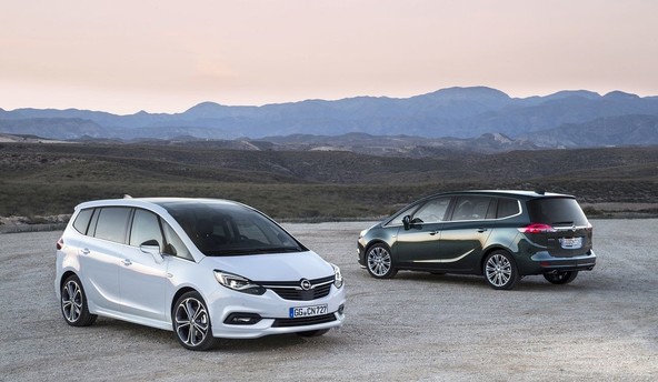 Nova Opel Zafira: Potovalni salon z odličnimi povezavami