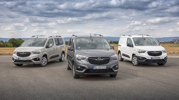 Opel Combo Cargo in Opel Combo Life XL: Opel z dvema svetovnima premierama na salonu gospodarskih vozil IAA