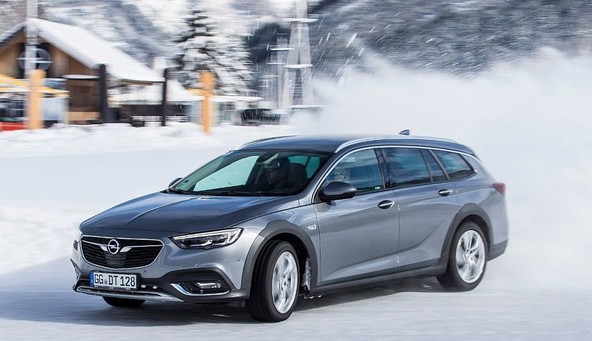 Opel Insignia Country Tourer: Insignia s tehnološko naprednim štirikolesnim pogonom