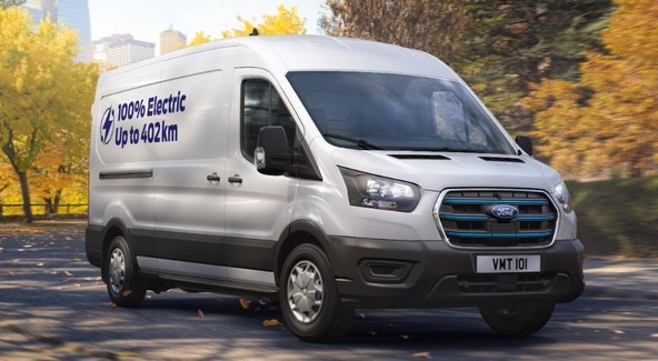 PELJITE DLJE, POLNITE HITREJE: FORD PRO JE ŠE BOLJ IZPOPOLNIL DOSTAVNIK E TRANSIT