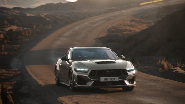 FORD PRAZNUJE 60 LET KULTNEGA MUSTANGA: Sinonim za zabavo, svobodo, zmogljivost in pridih uporništva