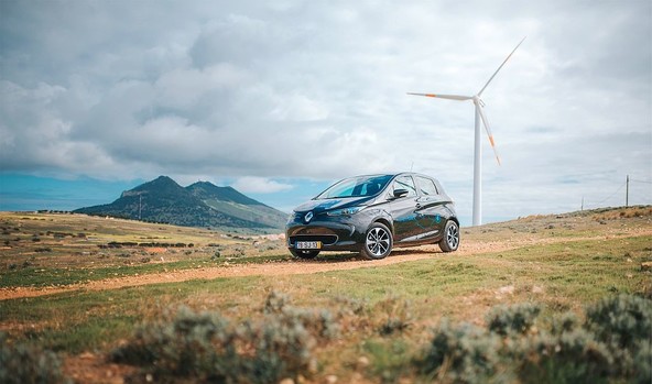 OTOK BELLE-ÎLE-EN-MER: SKUPINA RENAULT NA PRVEM PAMETNEM OTOKU V FRANCIJI