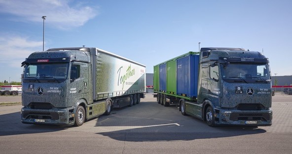 Pričetek testiranja eActros 600 pri strankah : Contargo in Remondis prevzela prva e-tovornjaka