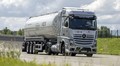 Tovornjak na gorivne celice v uporabi za logistične namene: Začetek testiranj tovornjakov Mercedes-Benz GenH2 pri strankah