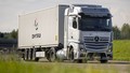 Tovornjak na gorivne celice v uporabi za logistične namene: Začetek testiranj tovornjakov Mercedes-Benz GenH2 pri strankah