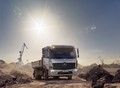 Mercedes-Benz Trucks na sejmu bauma 2025: Trajnostne rešitve za vozila, storitve in mobilnost za gradbeni transport