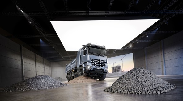 Novi Mercedes-Benz eArocs 400: Robusten, močan – in zdaj tudi popolnoma električen