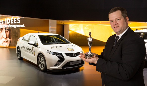 Internet Auto Award 2011: Opel ampera dosegla dvojno zmago v izboru