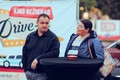 Otvoritveni večer je zaznamovalo dogajanje v slogu 60 let : IZREKLI DOBRODOŠLICO DRUGI SEZONI DRIVE-IN KINA!