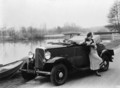 Citroën & Salon Rétromobile 2013: «CITROËNI S SNEMLJIVIMI STREHAMI IN KABRIOLETI»