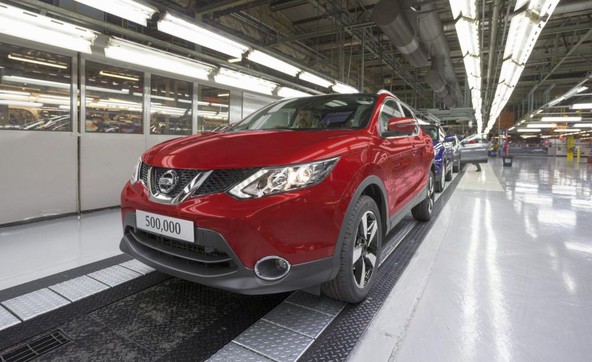 Nissanova tehnologija 'Piloted Drive': Nissan Qashqai z avtonomnim vodenim načinom vožnje prihaja v letu 2017