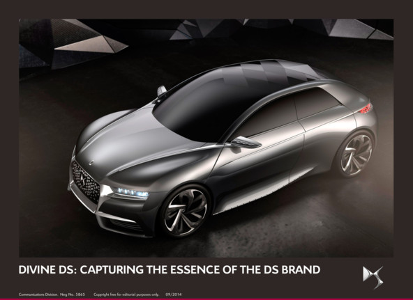 DS WORLD PARIS: HIŠA SWAROVSKI OB BOKU VOZILA DIVINE DS
