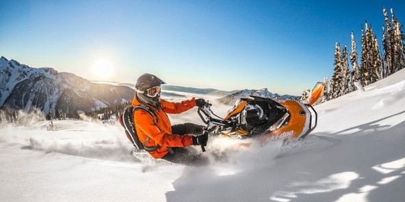 BRP Ski-Doo Summit X: Preproste, okretne, močne in enostavne ..