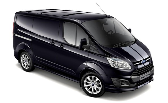 Ford Transit Custom Sport Van : Navdušuje podjetnike z zmogljivostjo in slogom