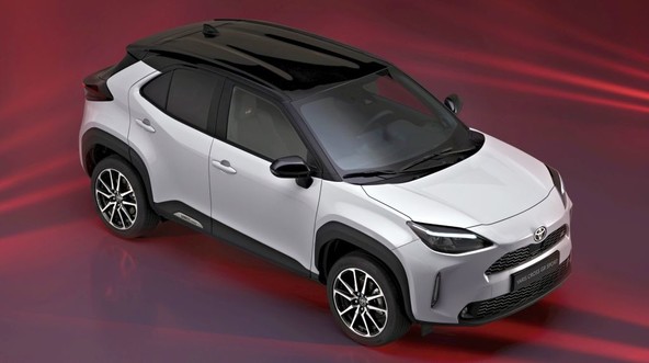 PRIVATNI UPORABNIKI V SLOVENIJI: TOYOTA YARIS CROSS JE MED NAJBOLJE PRODAJANIMI AVTOMOBILI