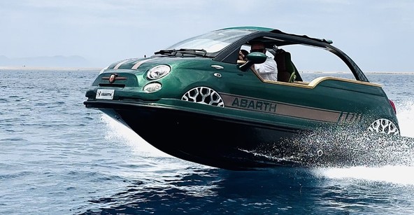 Abarth Offshore : Športni motorni čoln na salonu »Top Marques« v Monaku