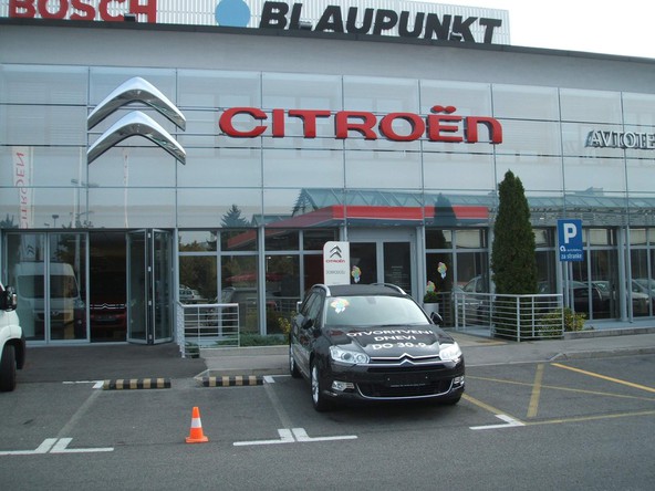 Citroën Slovenija : Otvoritev novega salona v Ljubljani in prenova salona v Mengšu