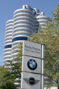 BMW Group: Ostaja na uspešni poti v drugem četrtletju