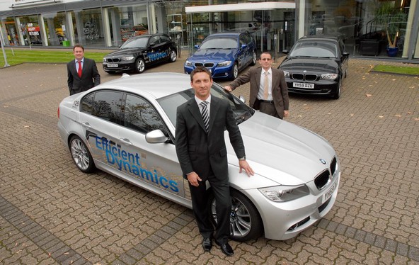 BMW: Pooblaščeni prodajalci vabijo na novoletni sprejem