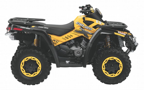 BRP CAN-AM OUTLANDER 800R X XC: Super akcijska cena v paketu s snežnim plugom