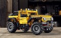 LEGO® Technic™ Jeep® Wrangler: Naredite si svoje igrišče z novim LEGO® Technic™ modelčkom 