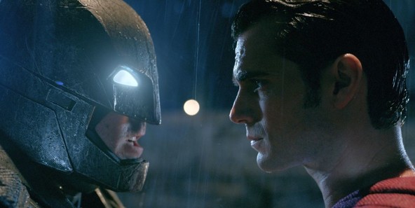 Družba ATG je izdelala posebne pnevmatike za novi Batmobil: Divji Batmobil v novem filmu Batman proti Supermanu obut v Alliance pnevmatike