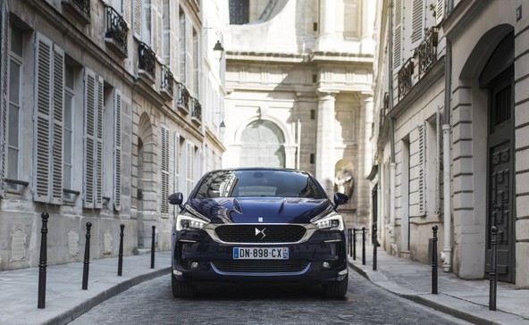 DS Automobiles: Bogata in uporabna vsebina po zaslugi povezljivih storitev v realnem času