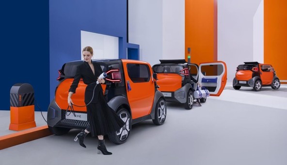 ŽENEVSKI SALON : CITROËN PROSLAVLJA STO LET DRZNOSTI IN INOVATIVNOSTI V PRID SVOBODI GIBANJA